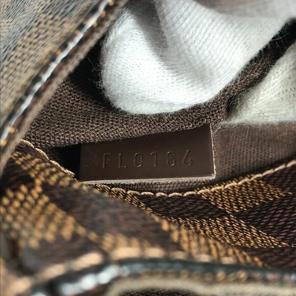 LOUIS VUITTON N41213 Damier District PM crossbody Shoulder Bag - Picture 15 of 16